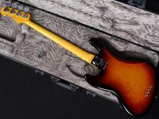 Fender American Professional II Jazz Bass 3-Color Sunburst_6