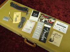 Fender American Vintage 1957 Stratocaster 2-Tone Sunburst Thin Lacquer【2012年製】_10