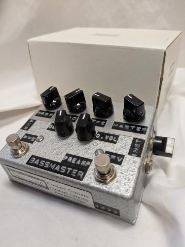 Shin's Music Bass Master Preamp