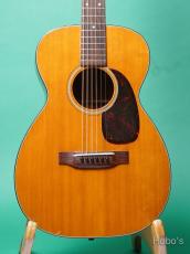 Martin O-18