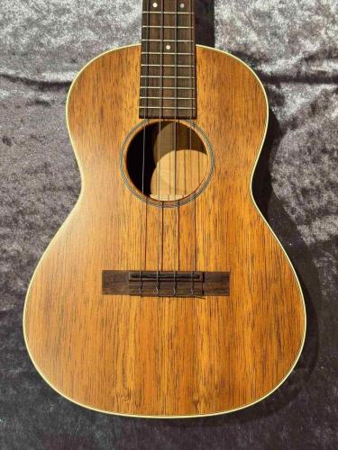 Martin 2K Tenor【ハワイアンコア】【2025年製】【日本総本店アコ】