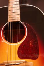 Gibson J-45STANDARD　Red Spruce Triburst_4