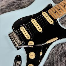 Fender Limited Edition Player Stratocaster HSS MN Sonic Blue 2022_3