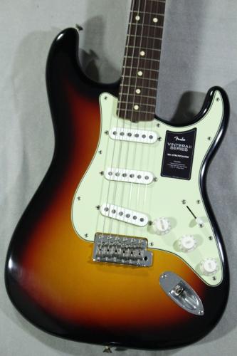 Fender 【軽量個体!】LTD Vintera II Road Worn '60s Stratocaster/3-Coler Sunburst【3.17kg】