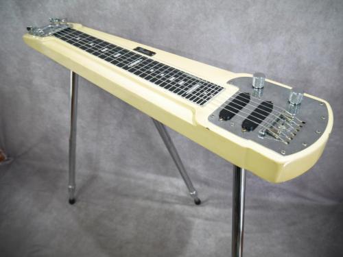Fender Delux 6 Lap Steel Guitar　