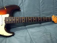 Fender Stratocaster_4