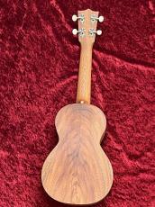 Martin C1K Uke #38200 【コンサートサイズ】 【ハワイアンコア単板】 【マーチンチューナープレゼント】_4