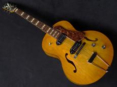 Godin 5th Avenue Jumbo P90 Harvest Gold_2