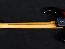 Fender Player II Stratocaster 3-Color Sunburst_8