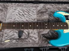Fender American Professional II Stratocaster Miami Blue_4