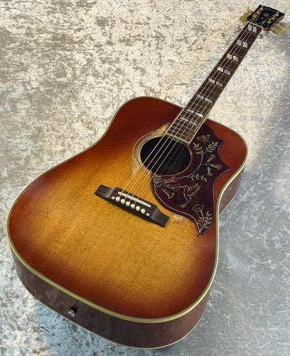 Gibson Custom Shop Murphy Lab 1960 Hummingbird Heavy Aged, Washed Cherry Sunburst【20635130】