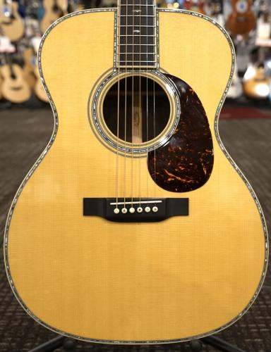 Martin 【個体演奏動画あり】000-42 Standard '23年製【伝説を紡いでいく祝福の音色】