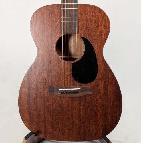 Martin 【オールマホガニー】00-15M #3043580