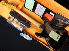 Fender Custom Shop Michael Landau Signature 1968 Stratocaster Relic Black_7