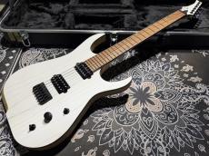 Skervesen Skervesen Velociraptor 6-Strings / Trans White Top_2