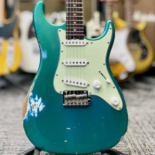infinite Trad ST -Lake Placid Blue / Rosewood 2020年製【ミディアムスケール】【軽量3.28kg】【BFTS】