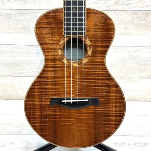 DeVine Custom Koa Tenor 【2015年製】【Eric DeVine】【テナー/ハワイアンコア】【ピックアップ搭載】【送料込】