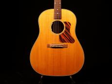 Gibson J-35【グレードアップしたお買い得なオススメモデル!このジャキ鳴りが堪らない!  L.R.Baggs Anthem搭載です! 】解説試奏動画ご覧下さい。_2