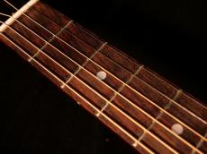 Gibson J-35【グレードアップしたお買い得なオススメモデル!このジャキ鳴りが堪らない!  L.R.Baggs Anthem搭載です! 】解説試奏動画ご覧下さい。_11