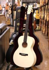Martin 【お茶の水大楽器祭り 8/14販売 CTM Martin Fair 】 00L All White 【2024年製USED】