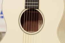 Martin 【お茶の水大楽器祭り 8/14販売 CTM Martin Fair 】 00L All White 【2024年製USED】_5