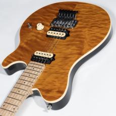 MUSIC MAN KID Limited AXIS Trans Gold Quilted Maple Top Matching Head【3.50kg】【ミュージックマン】_9