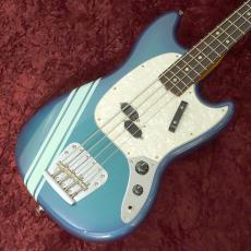 Fender Vintera II 70s Competition Mustang Bass Competition Burgundy_2