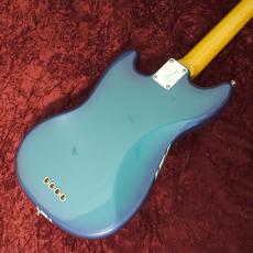 Fender Vintera II 70s Competition Mustang Bass Competition Burgundy_6