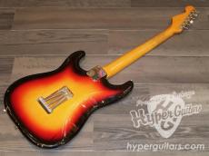 Fender '65 Stratocaster_2