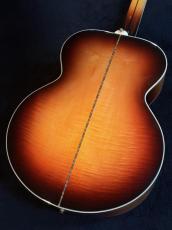 Gibson インペリアルペグ搭載の少しゴージャスなSJ-200!_5