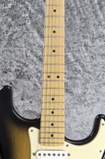 Fender 50th Anniversary American Series Stratocaster / 2Color Sunburst [2004年製][3.57kg]_4