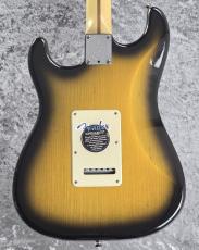Fender 50th Anniversary American Series Stratocaster / 2Color Sunburst [2004年製][3.57kg]_7