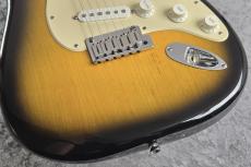 Fender 50th Anniversary American Series Stratocaster / 2Color Sunburst [2004年製][3.57kg]_9