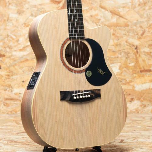 Maton PERFORMER