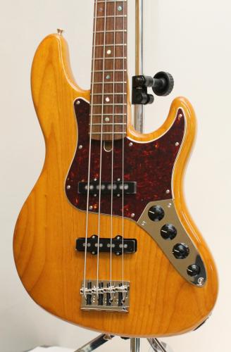 Fender Made in Japan Limited Active Modern Jazz Bass / Vintage Natural