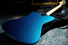 Baum Guitars Wingman with Tremolo Coral Blue_9