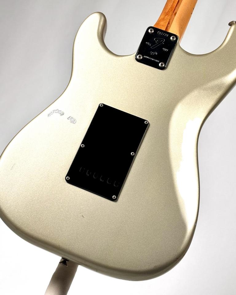 【未使用品】Fender Stratocaster, Marshall amp MAR_ST20112_STK_Front_885768-
