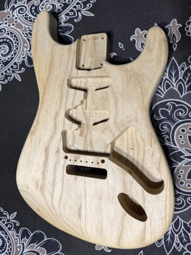 MusiKraft Build a Franky Body (4)