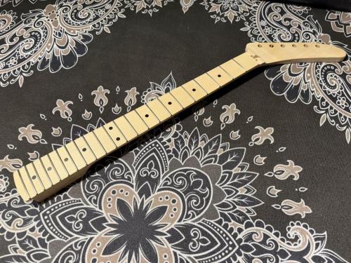 MusiKraft MusiKraft / BANANA Neck Custom Build (3)