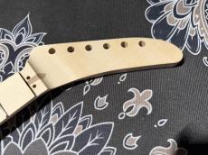 MusiKraft MusiKraft / BANANA Neck Custom Build (3)_4