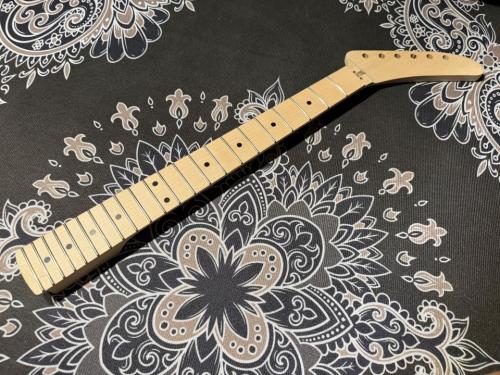 MusiKraft MusiKraft / BANANA Neck Custom Build (4)