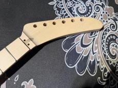 MusiKraft MusiKraft / BANANA Neck Custom Build (4)_4