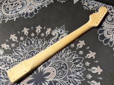 Fender Fender ST-62 Rose Neck / Unpainted_3