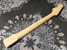 WARMOTH WARMOTH Stratocaster 22F Maple Neck Unfinished (1)_2