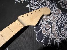 WARMOTH WARMOTH Stratocaster 22F Maple Neck Unfinished (1)_3