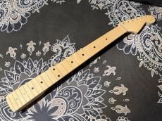 WARMOTH WARMOTH Stratocaster 22F Maple Neck Unfinished (2)