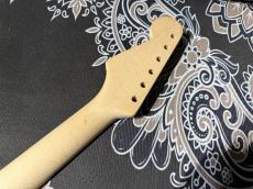 WARMOTH WARMOTH Stratocaster 22F Maple Neck Unfinished (2)_4