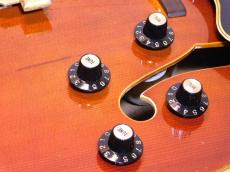 Gibson L-5 CES "Embossed Pickups" Early 70s_9