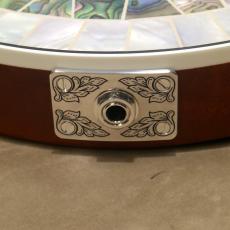 ZEMAITIS THE PORTRAIT Pearl Front Little Ring Honduras Mahogany_10