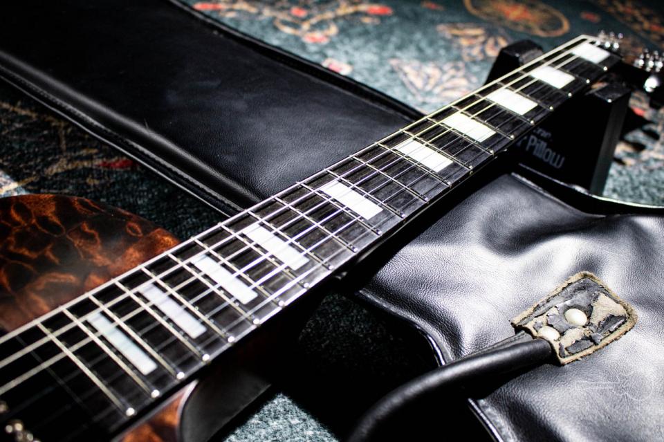 ESP ILP-00 DRAGON Marrone 2001 (LUNA SEA INORAN Signature
